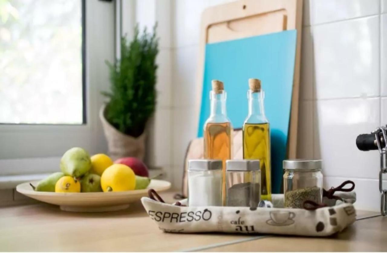 At Trendy Glyfada'S Center Apartman Athén Kültér fotó